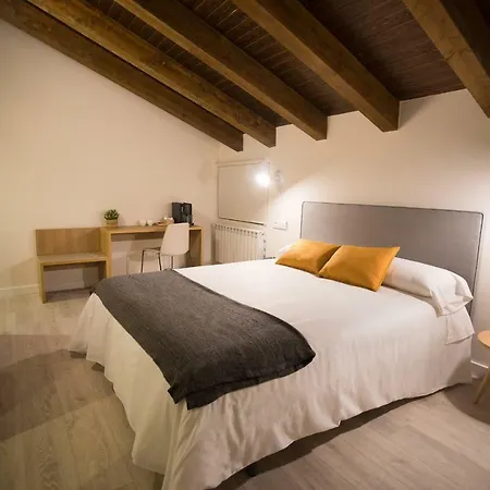 Lucerna Sports &