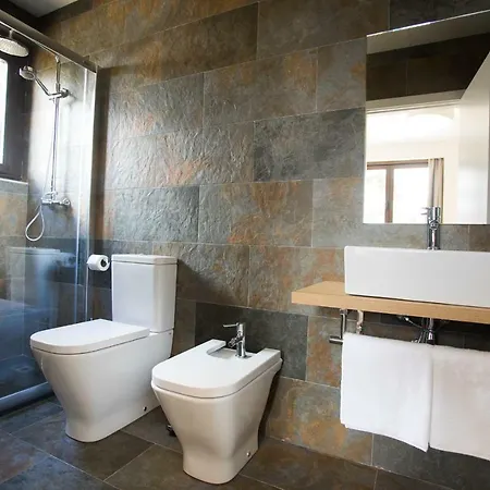 Lucerna Sports & Hotel Vigo de Sanabria